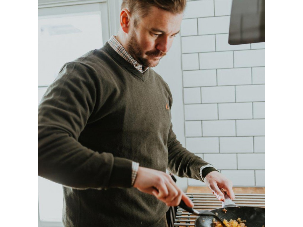 SwedteamCrestVNeckSweaterGreen-01