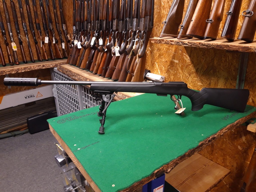 Brugt - CZ 457 Kal 17HMR Riffel Incl Dæmper/Bipod/Scandium Optik