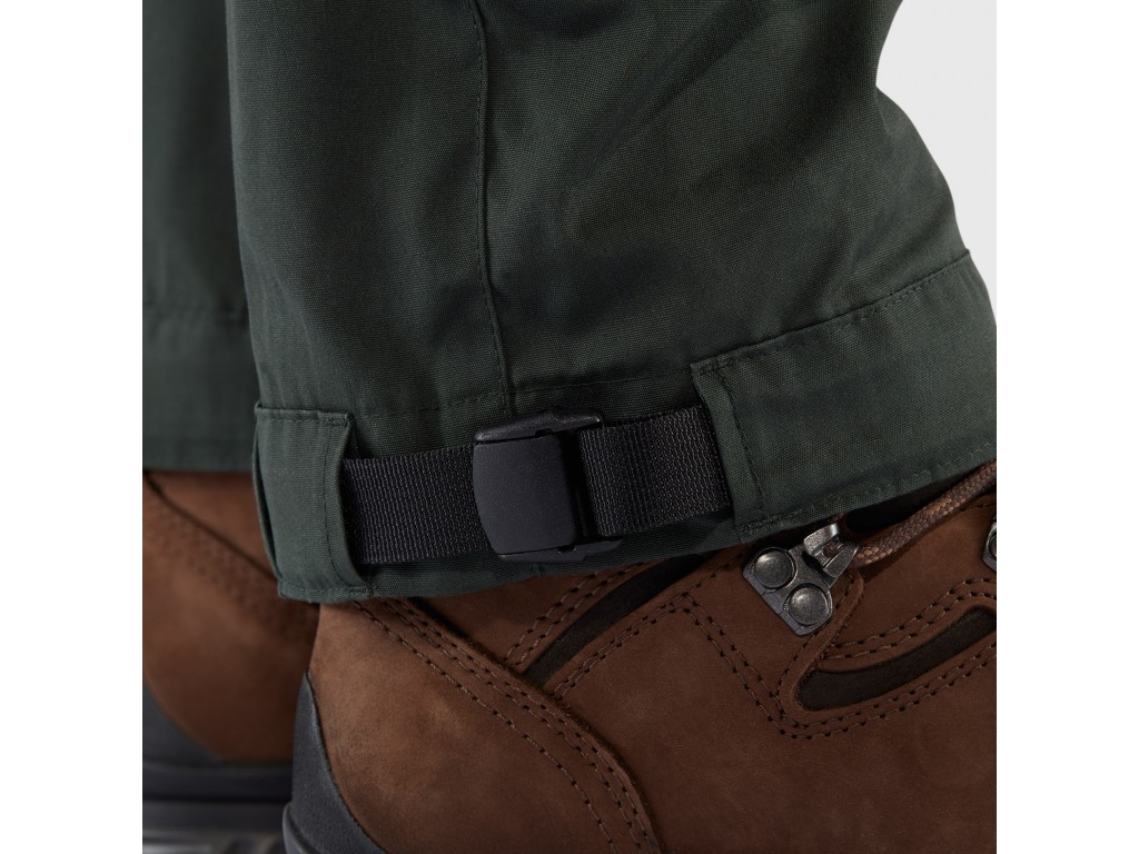 FjllrvenKaipakTrousersWCurvedBlack-01