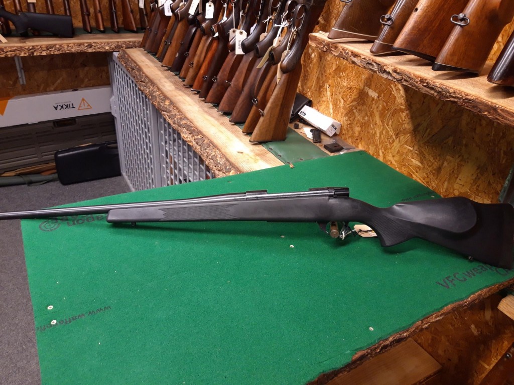 Brugt - Weatherby Vanguard Syntet Riffel Kal 30-06