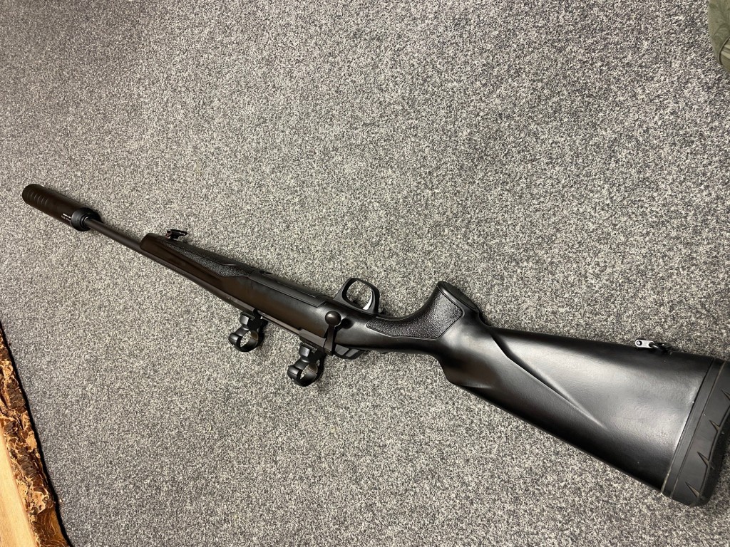 Brugt Browning X-bolt Syntet - med sonic 45 dæmper